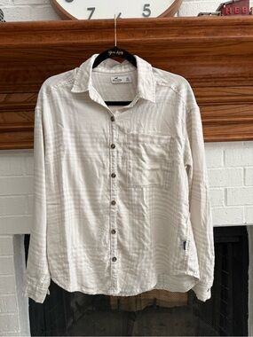 Hollister Cream Plaid Button-Down Shirt